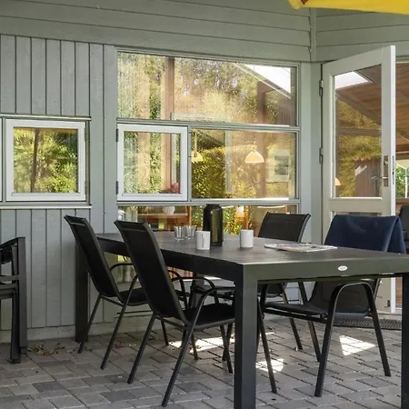 4 Bedroom Cozy Home In Nysted Дом отдыха